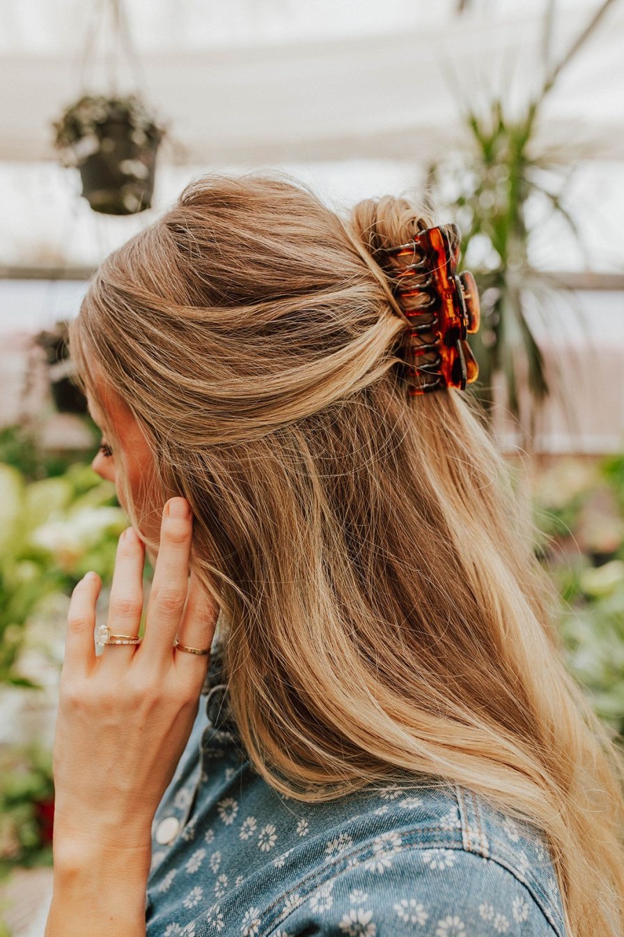 Women Pink Desert | The Everyday Hair Claw Clip