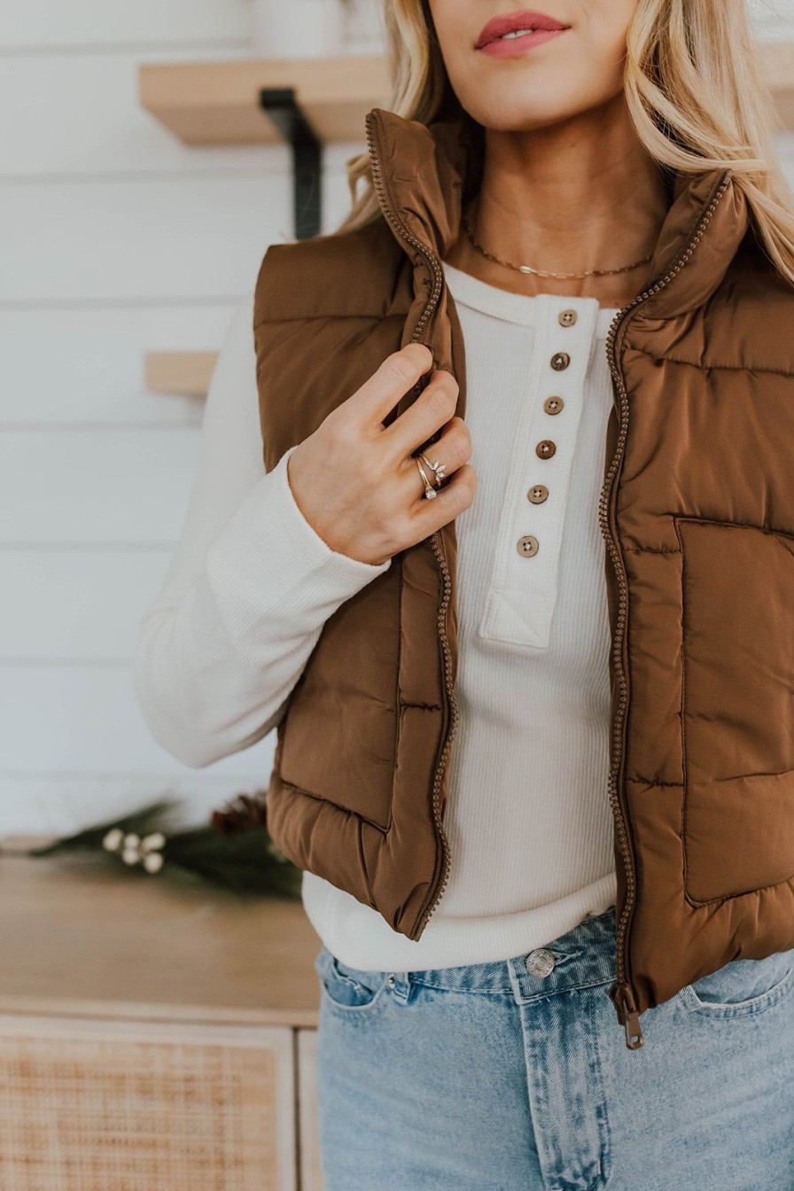 Women Pink Desert Tops | The Charli Cropped Puffer Vest In Cocoa