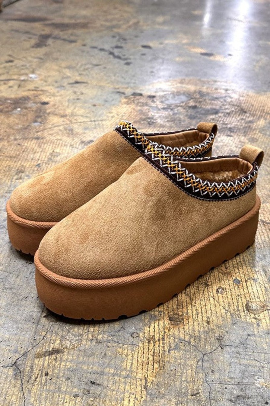 Women Pink Desert | The Jazmine Platform Slip On In Camel