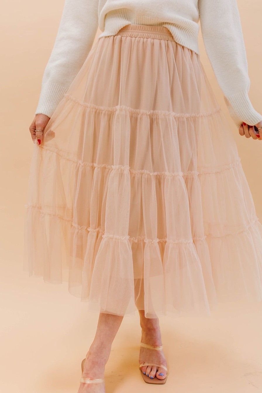 Women Pink Desert Bottoms | The Melinda Mesh Tiered Skirt In Blush