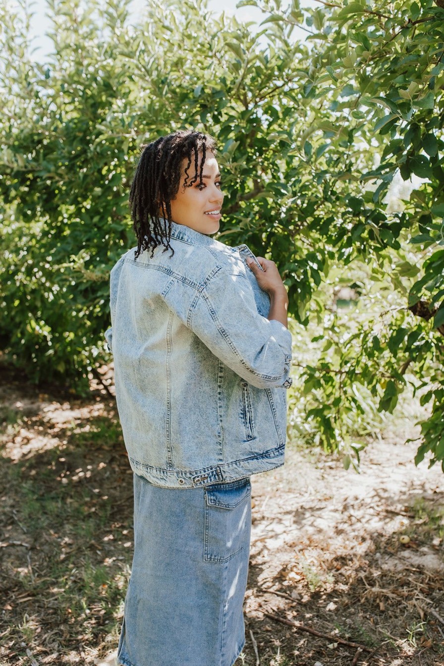 Women Pink Desert Tops | The Danni Denim Jacket In Light Wash