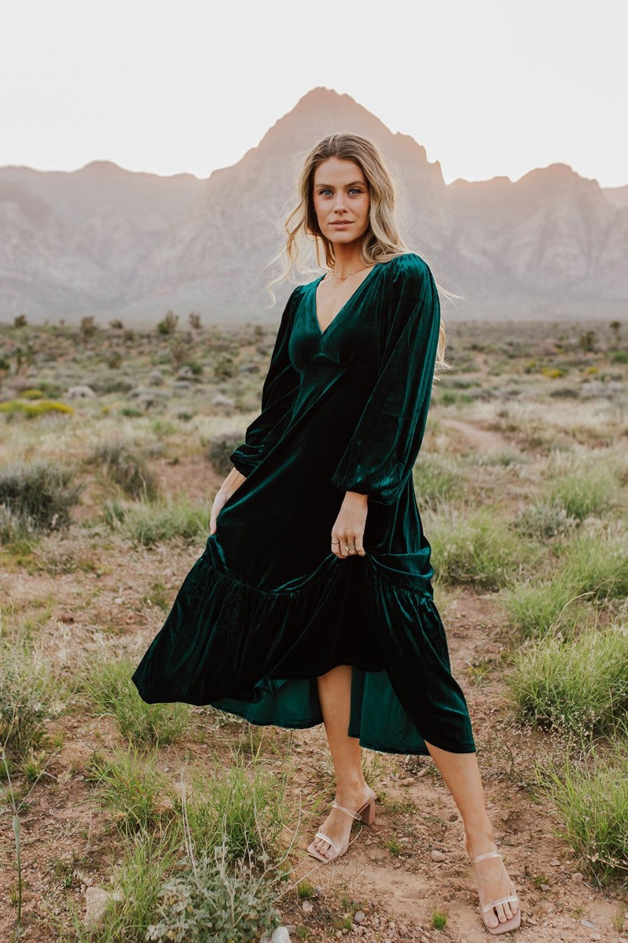 Women Pink Desert Dresses | The Vivian Velvet Maxi Dress In Emerald